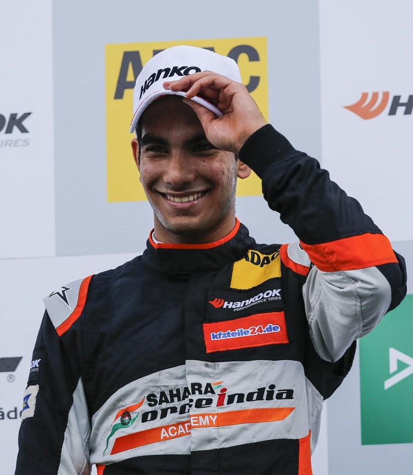 Jehan Daruvala (IND), Carlin on race 1 rookie podium