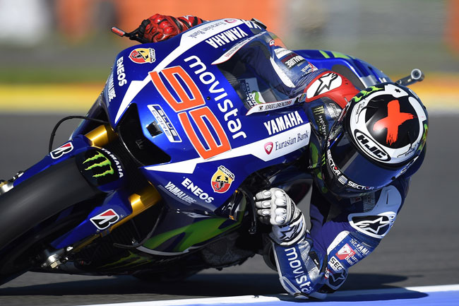 Lorenzo on pole, Rossi crashes in qualifying